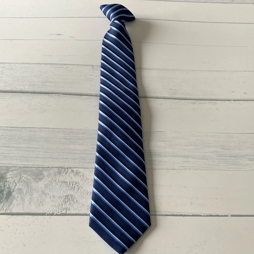 Van Heusen Boy's Clip-On Tie